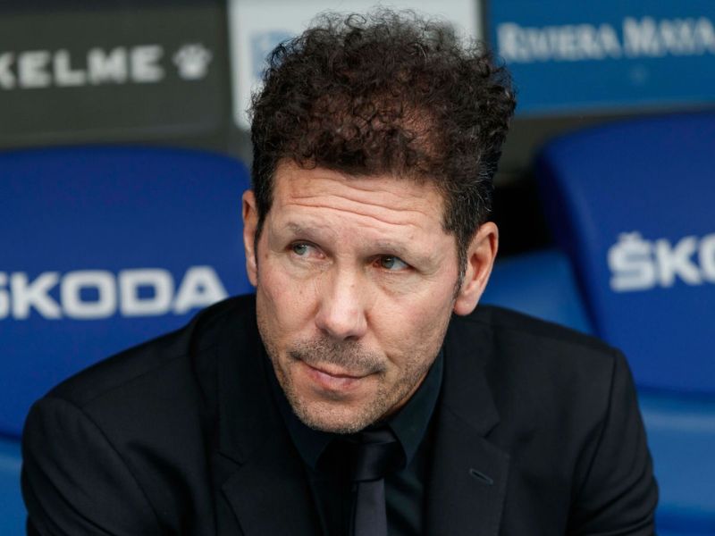 Simeone là “kỳ đà cản mũi” đầy khó chịu đối với các ông lớn tại TBN